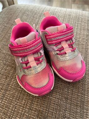 Stride Rite Girls' Pink & Silver Sneakers Toddler sz 5.5